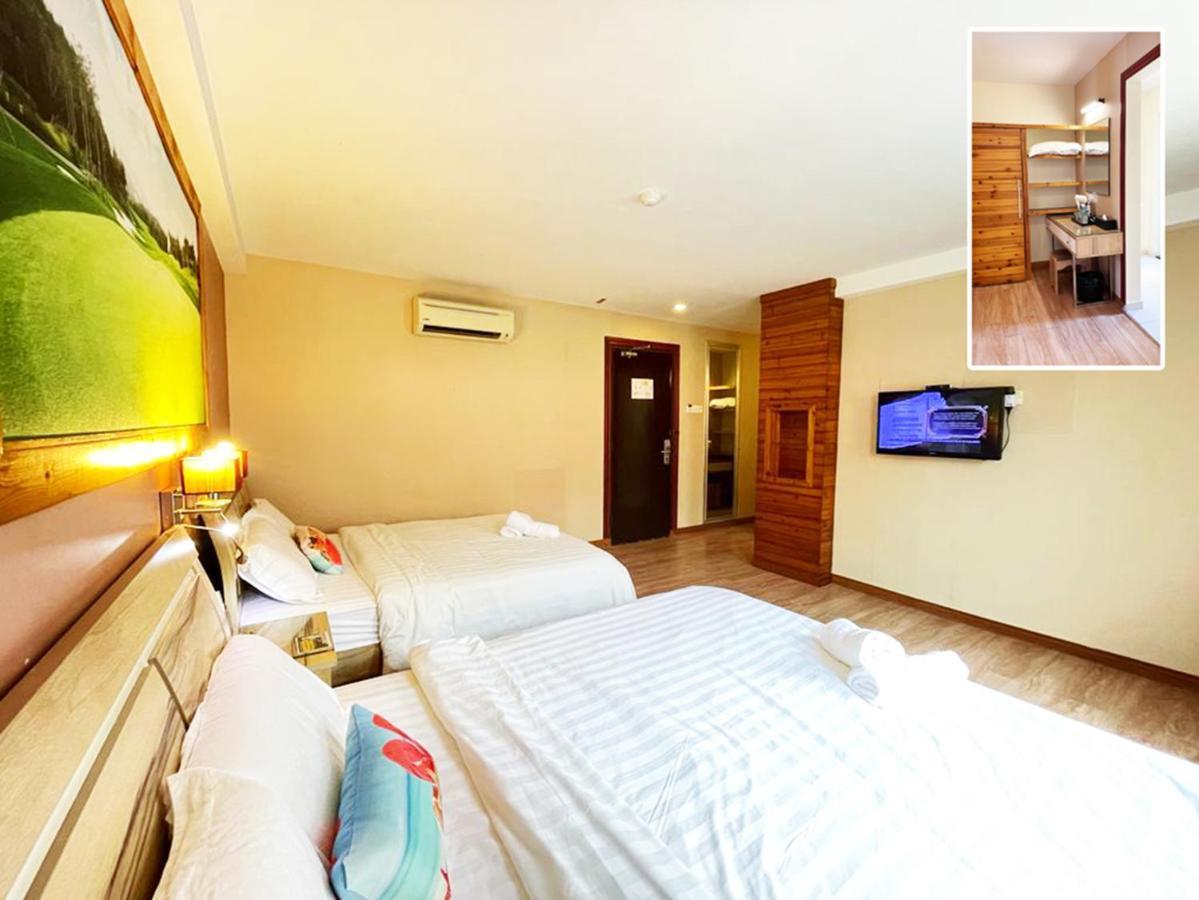 Hotel Balik Pulau Malacca Esterno foto