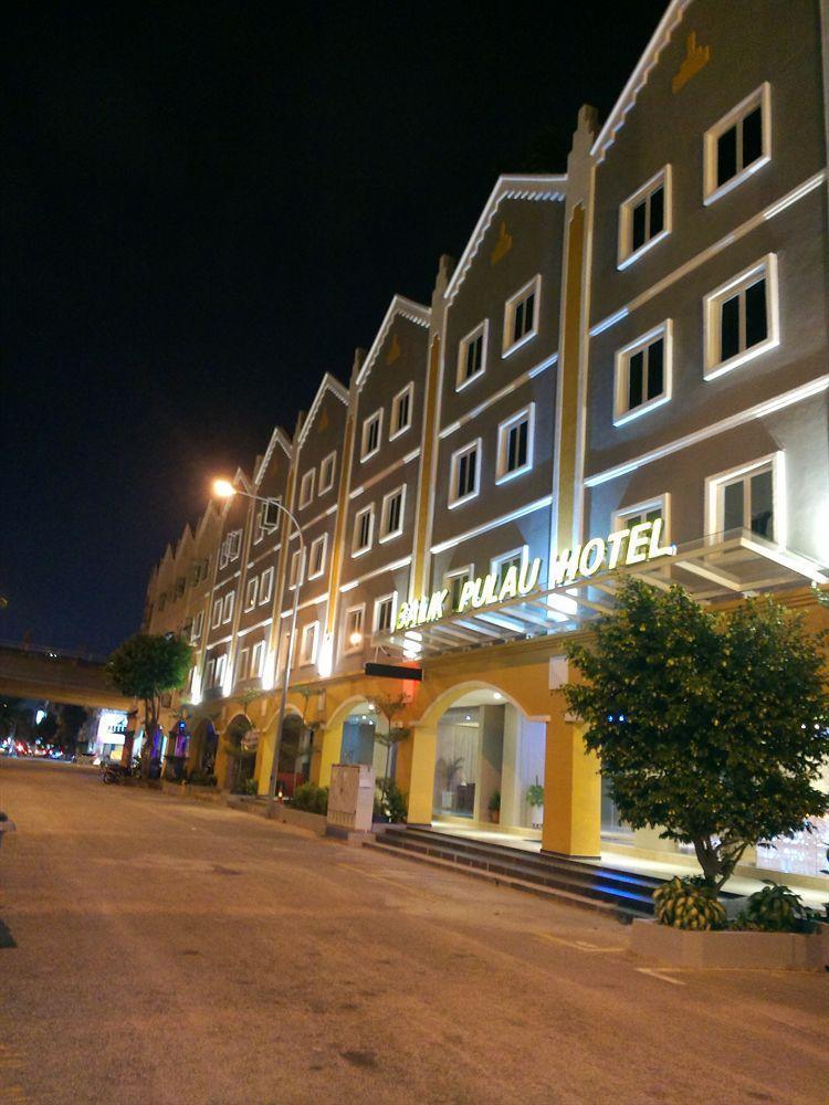 Hotel Balik Pulau Malacca Esterno foto